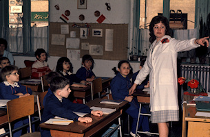2x2 nha 5? Modern matematikara egy budapesti ltalnos iskolban, 1972-ben