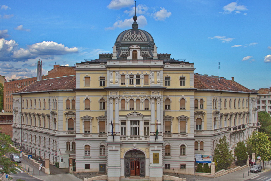 The building of the HCSO